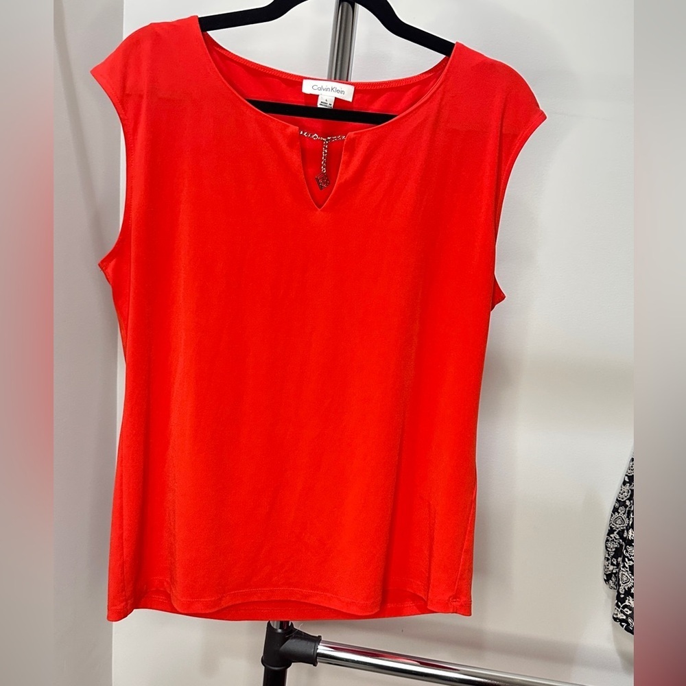Calvin Klein Reddish Orange Blouse with V-Neck and Classic Style, Size Large